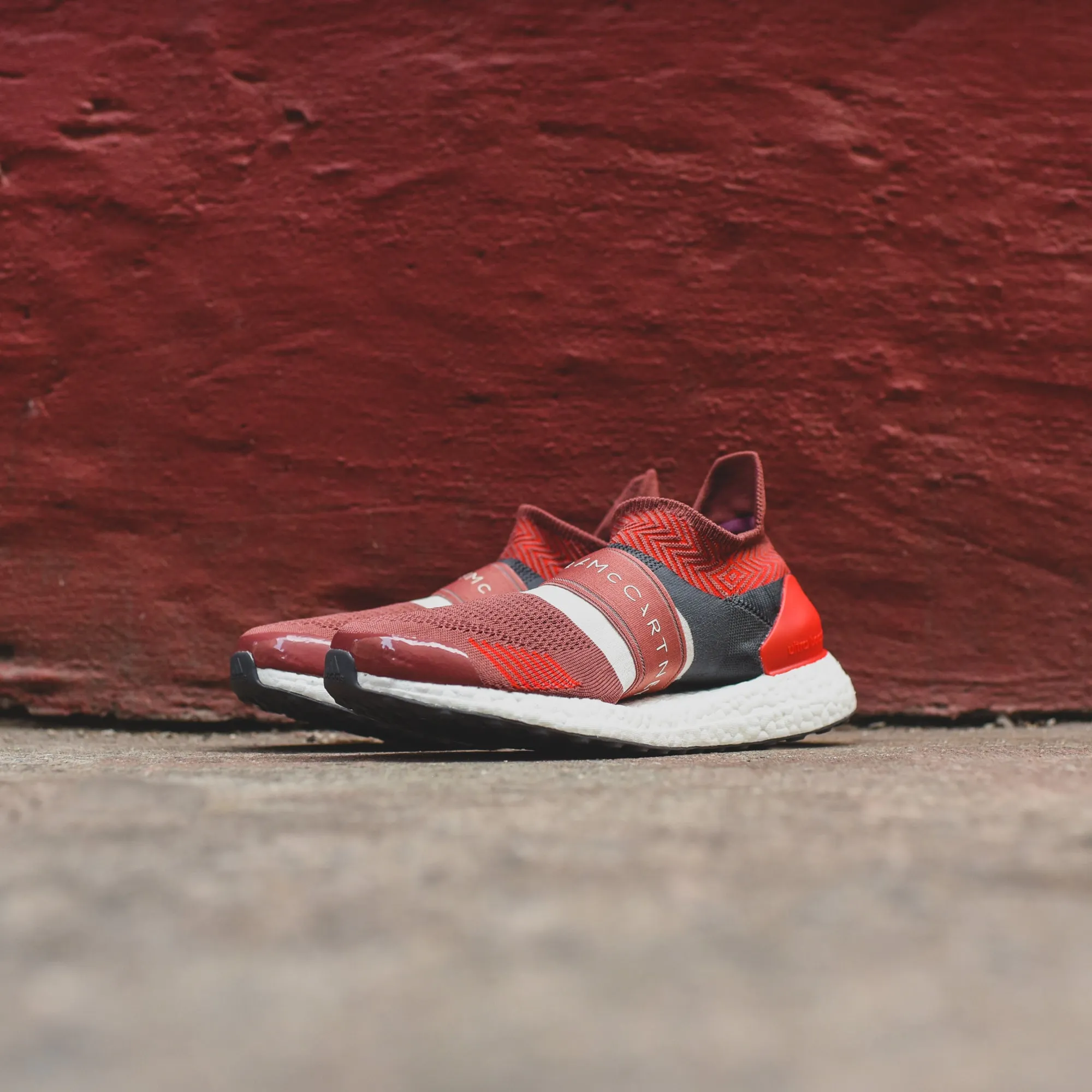 adidas by Stella McCartney WMNS UltraBoost X 3.D. S. - Clay Red / Intense Pink / Red