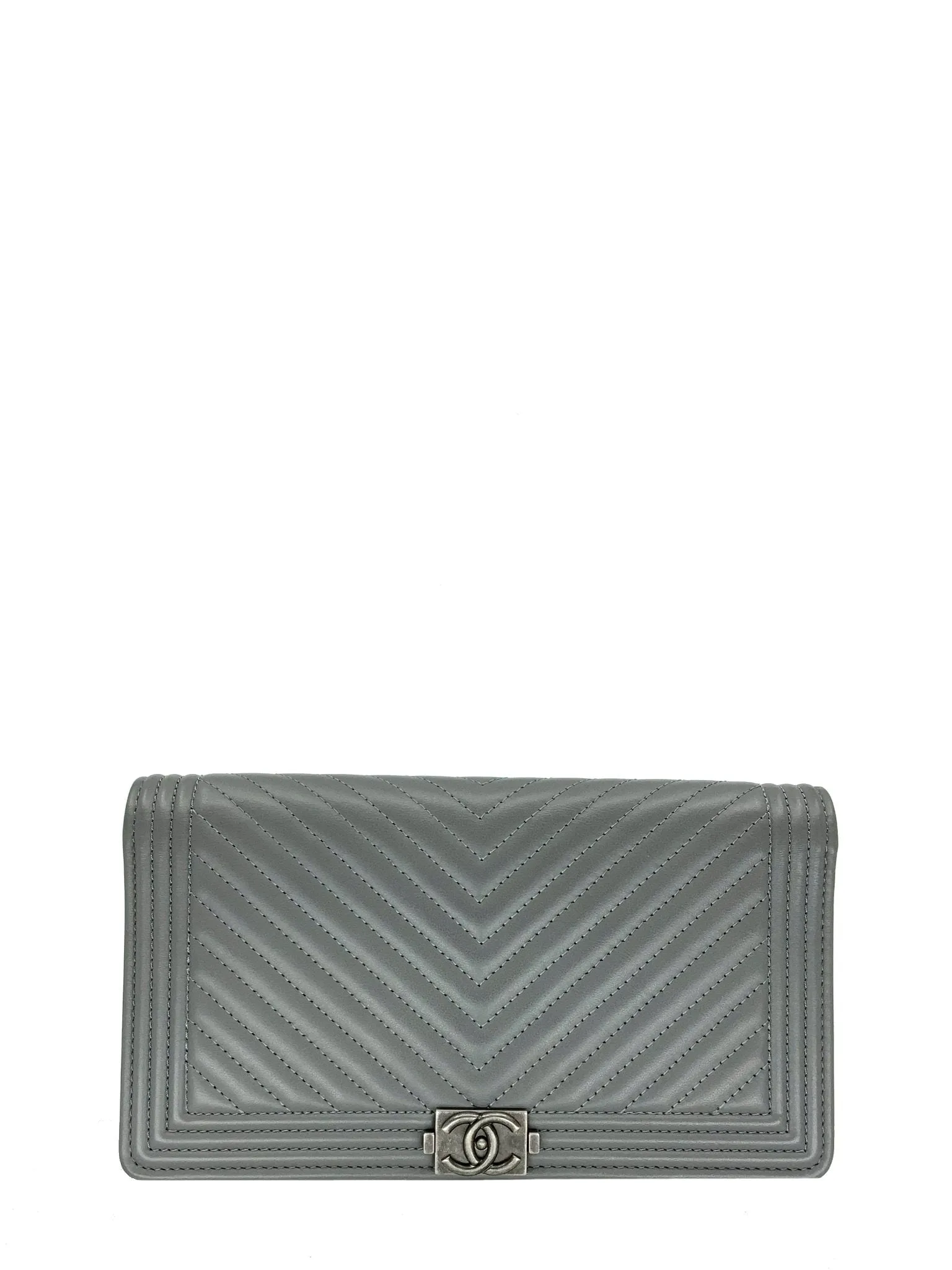 Chanel Quilted Chevron Lambskin Leather Long Boy Wallet﻿