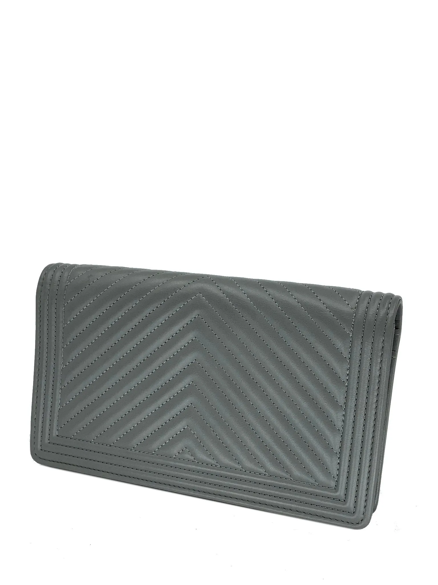 Chanel Quilted Chevron Lambskin Leather Long Boy Wallet﻿