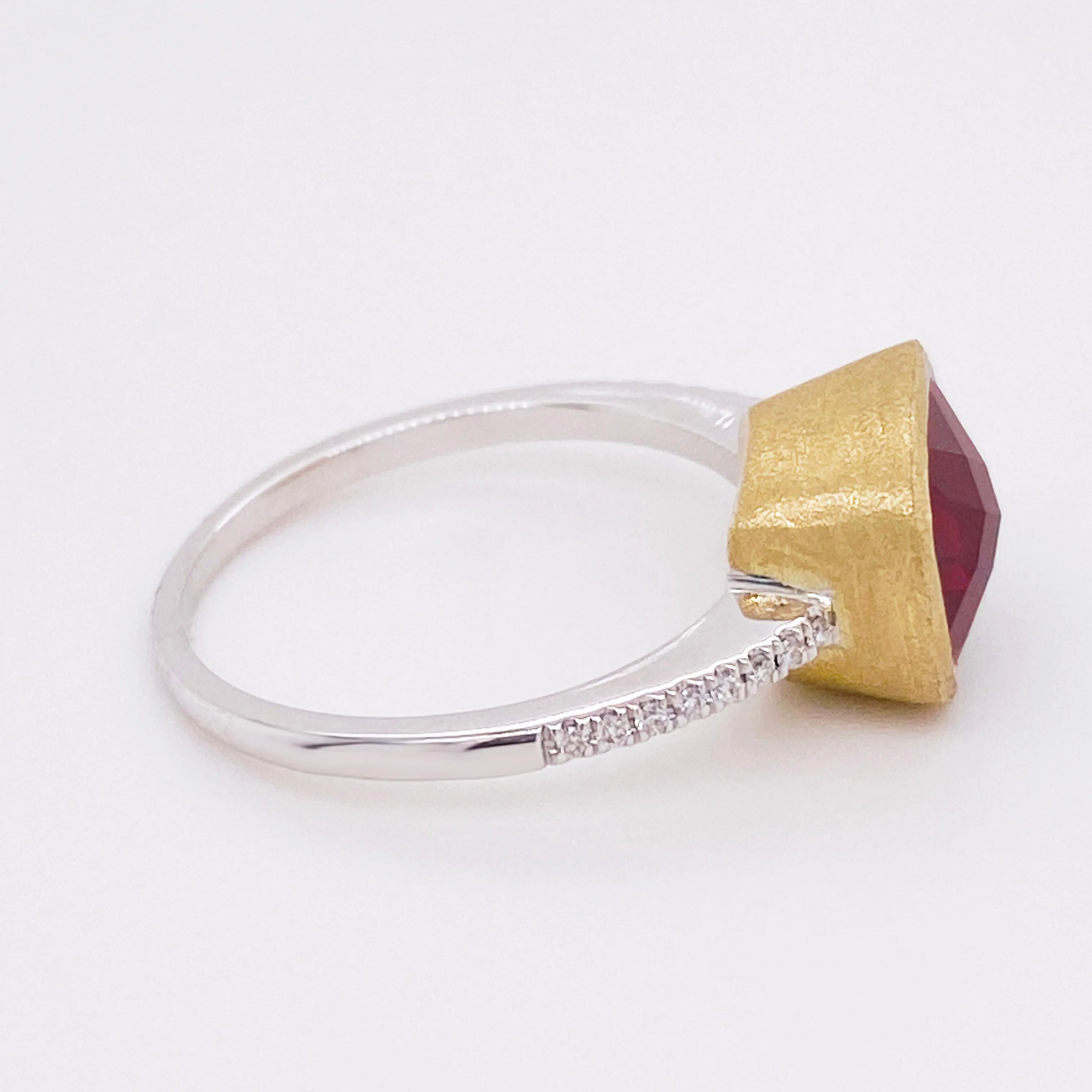 Garnet Bezel & Diamond Ring