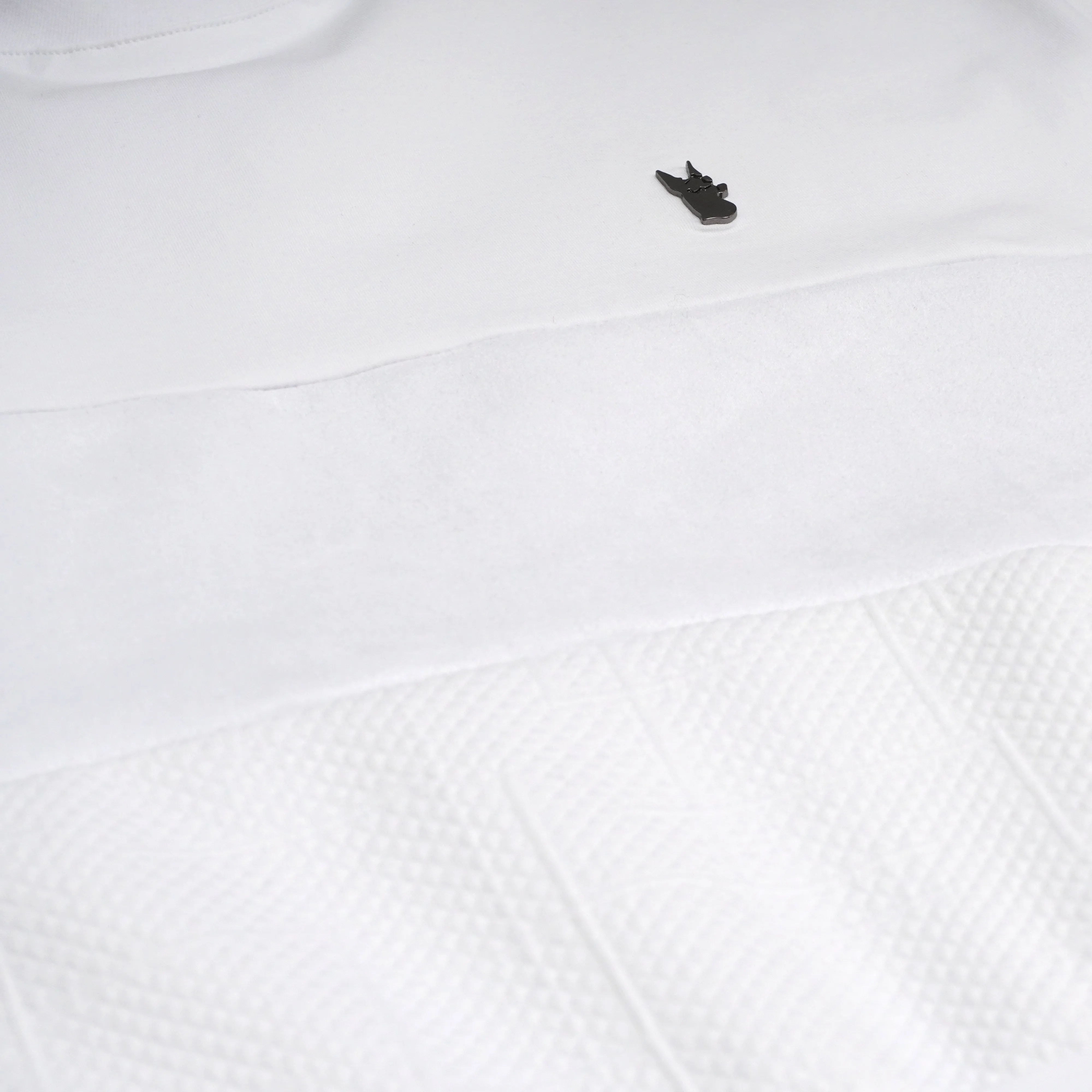 M277 Makobi Layered Jacquard Tee - White